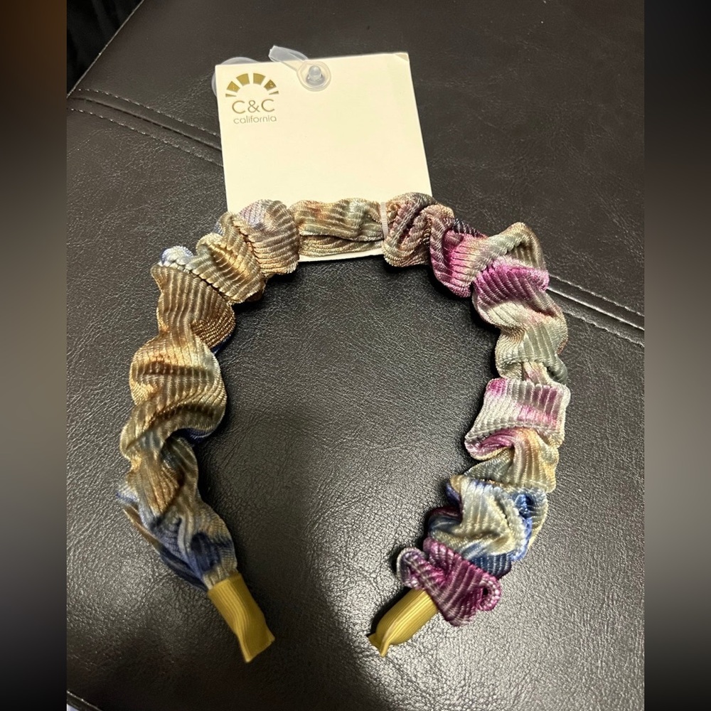 NWT velvet headband
